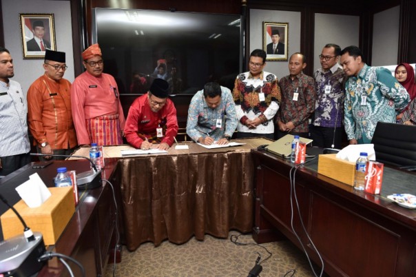 Bank Riau Kepri bersama Badan Wakaf Indonesia (BWI) Perwakilan Provinsi Riau