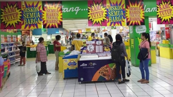 Supermarket Giant di kawasan Mampang, Jakarta Selatan. Foto: int 