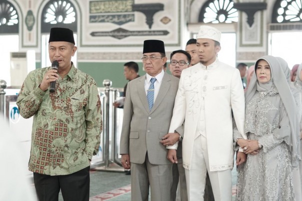 H Syamsuddin Uti menghadiri pesta pernikahan Putra Bungsu Bupati Kabupaten Inhil, HM Wardan, Nanda Hasanul Amri, SIP/ADV