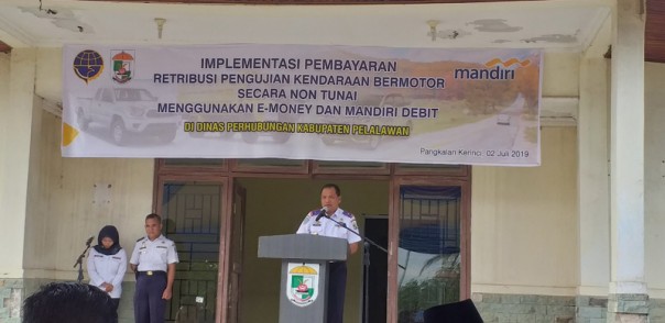 Dinas Perhubungan (Dishub) me-launching pembayaran retribusi pengujian kendaraan bermotor secara non tunai/ardi