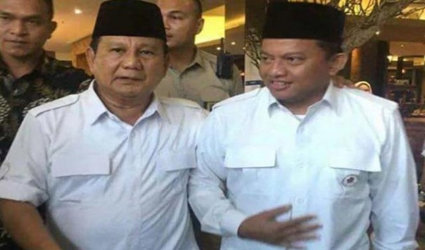 Mulyadi bersama Prabowo Subianto dalam sebuah kesempatan. Foto: int 