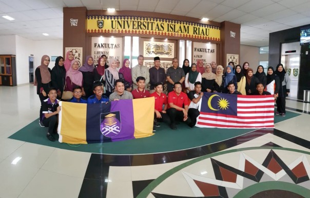  34 mahasiswa UITM mengikuti Internship Programme di Universitas Islam Riau.