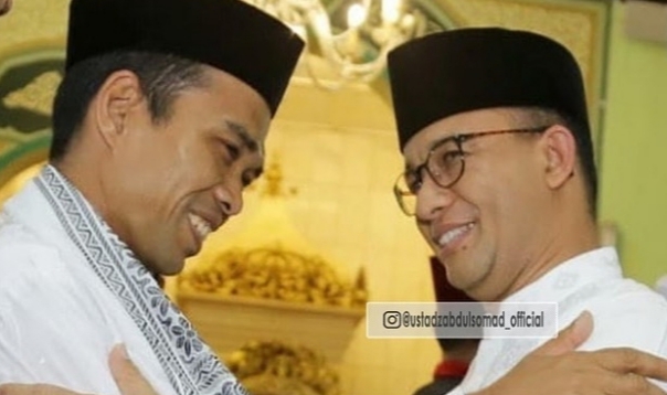 Ustaz Abdul Somad unggah foto dirinya saat bersama Gubernur DKI Jakarta Anies Baswedan (foto/int)