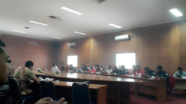 Dewan Perwakilan Rakyat Daerah (DPRD) Kabupaten Siak menggelar hearing dengan sejumlah pihak/lin