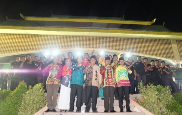 Bupati pada acara Halal Bihalal bersama Gubernur Provinsi Kalimantan Selatan, Sahbirin Noor/ADV