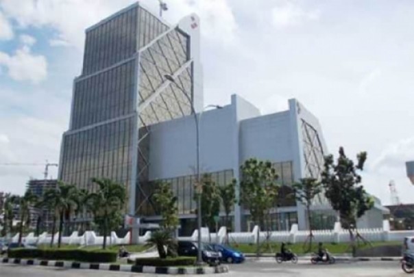 Menara Dang Merdu Bank Riau Kepri