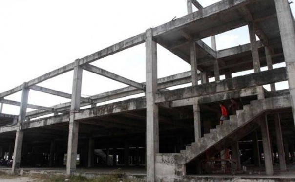 Pasar cik Puan terbengkalai akibat Pemko Pekanbaru dengan Pemprov Riau belum mendapat solusi (foto/int)