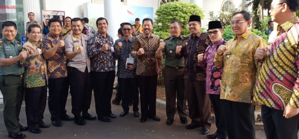  Sekda Kuansing Dr. Dianto Mampanini, usai menghadiri Rakornas Karhutla di Istana Negara/zar