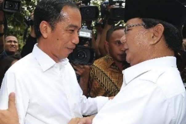 Prabowo Subianto saat bertemu Jokowi