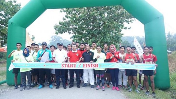 Trail Fun 3K Sipogas pertama kali digelar dan ramai diikuti peserta luar Rohul (foto/istimewa) 