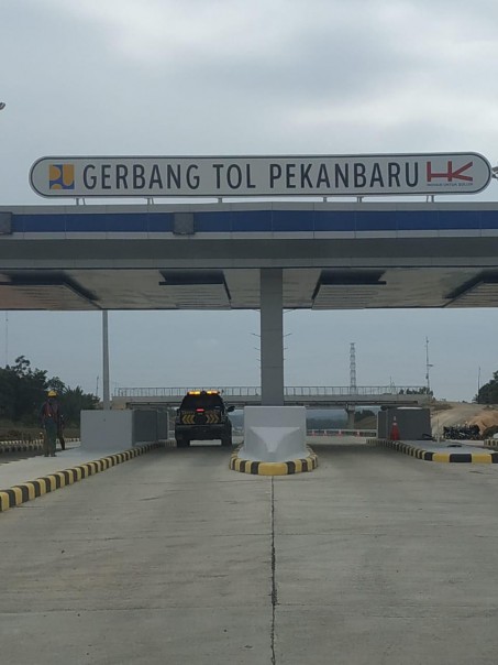 Walikota Pekanbaru, Firdaus sebut Jalan Tol Pekanbaru-Dumai bakal bisa dilintasi pada Desember 2019 nanti (foto/int)