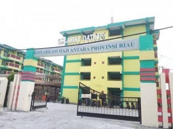 Embarkasi haji antara Riau