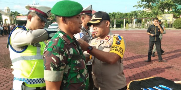 Wakapolres Bengkalis Kompol Kurnia Setyawan pada   apel pasukan Ops patuh muara takus 2019./hari