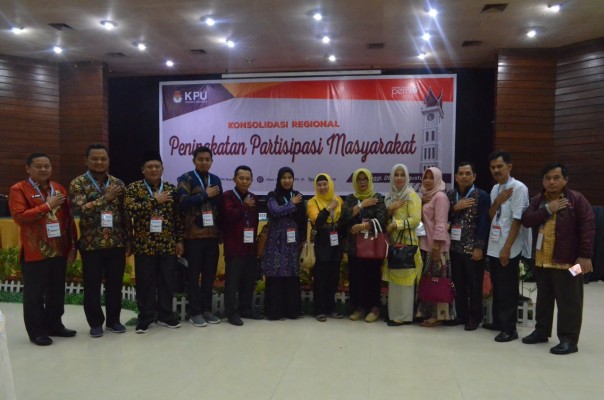 KPU Riau Hadiri Konsolidasi Regional I