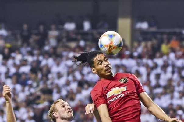 Bek Manchester United Smalling resmi membela AS Roma untuk musim 2019/2020 (foto/int)