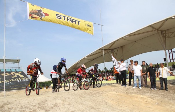  BMX Local Competition, yang dilaksanakan di Venue BMX Kecamatan Siak/lin