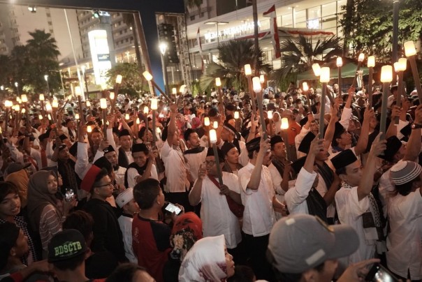 Masyarakat turut hadir dalam meriahkan Jakarta Muharram Festival (Foto: Akun Instagram Anies Baswedan