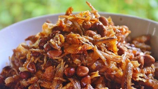 sambal goreng teri kacang