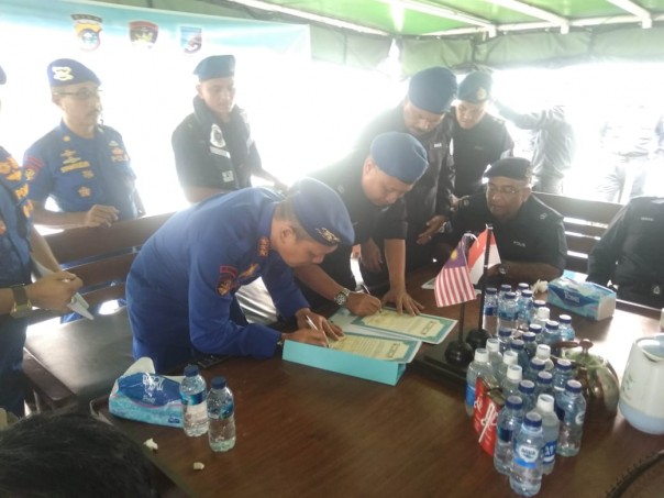 Polisi Indonesia (Polri) dengan Polis Diraja Malaysia kembali menjalin kerjasama /hari