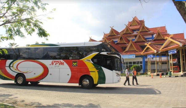 Bus PT NPM Group yang tengah terparkir di Terminal Bandar Raya Payung Sekaki (Foto: istimewa)
