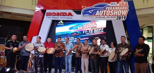 pembukaan pameran otomotif terbesar di Riau, Pekanbaru Auto Show 2019 di Mal SKA Pekanbaru