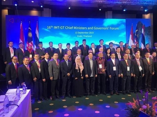 Gubernur Riau Syamsuar menghadiri acara IMT-GT di Thailand (foto/int)