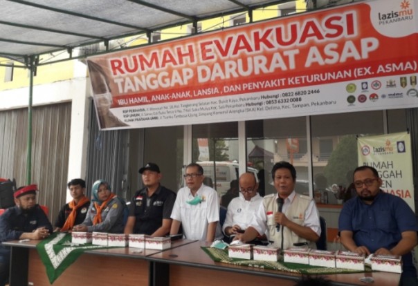 Lazismu Kota Pekanbaru meresmikan Rumah Evakuasi Tanggap Darurat Asap bayi dan ibu hamil (foto/riki)