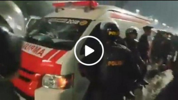 Ambulans diamankan polisi