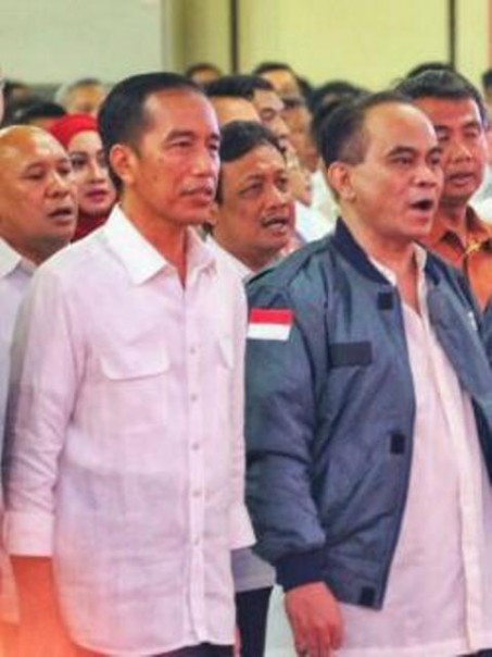 Budi Arie Seiadi saa mendampingi Jokowi pada suatu kegiatan. Foto: Int 