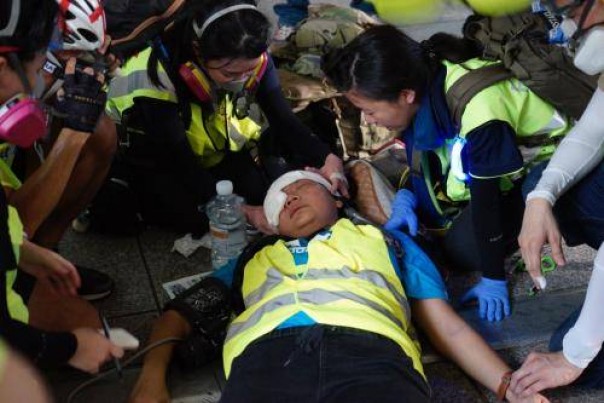 Seorang warga negara Indonesia (WNI) dikabarkan tertembak saat berada di dalam gelombang aksi demonstrasi di Hong Kong (foto/int)