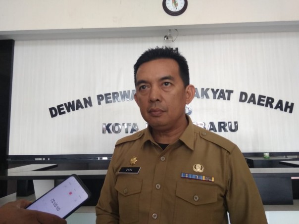 Plt Sekwan DPRD Pekanbaru, Zulfahmi Adrian (foto/riki)