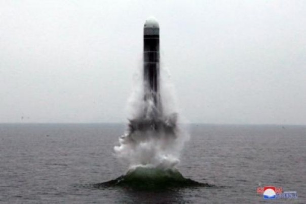 Korea Utara (Korut) mengakui telah tembakkan rudal balistik jenis baru yang dilesatkan dari kapal selam (foto/int)
