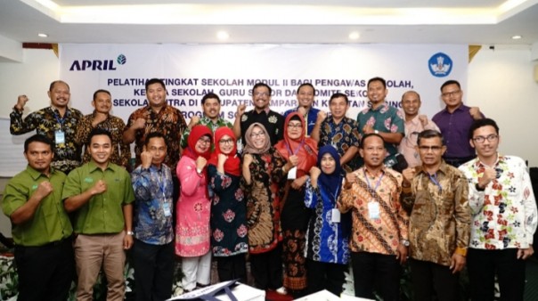 Program School Improvement yang digelar oleh Community Development (CD) PT Riau Andalan Pulp and Paper bertujuan meningkatkan kapasitas dan mutu pendidikan di sekolah-sekolah dasar (foto/istimewa)