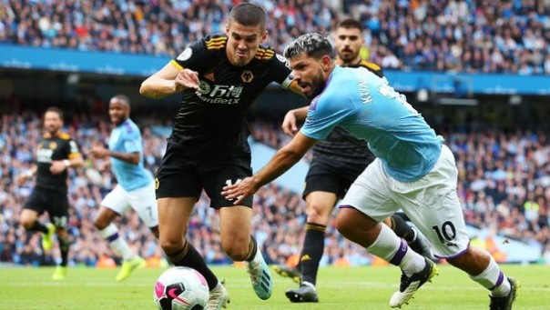 Manchester City dikalahkan Wolves (Foto: Alex Livesey/Getty Images)