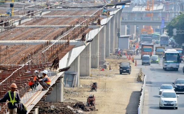 Pembangunan jalan tol menjadi program unggulan pemerintahan Jokowi