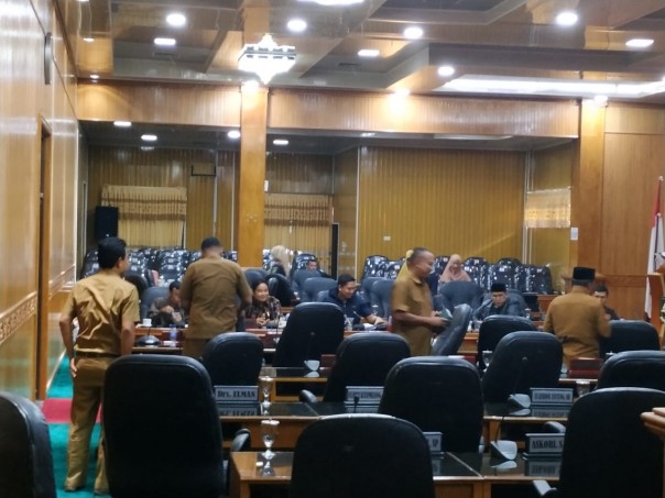 Kepala Dinas tak hadiri Hearing lagi, Komisi II DPRD Bengkalis 'usir' tiga perangkat daerah (foto/hari)