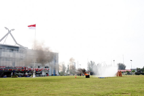 Ratusan personil TNI, Polri dan Pertamina sudah memadati Kilang PT Pertamina (Persero) Refinery Unit II Dumai (foto/dika)