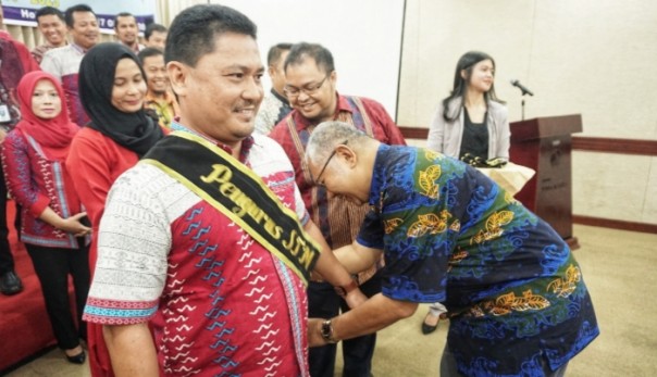 Serikat Tolong Menolong (STM) Karyawan Riau Kompleks periode 2019-2023 resmi dilantik, Kamis (17/10/2019), di Hotel Unigraha, Pangkalan Kerinci, Pelalawan, Riau (foto/istimewa) 