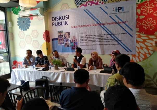 Diskusi publik yang digelar Indonesia Public Institute (IPI)  dengan tema 'Optimiskah Pelantikan Presiden Aman?' yang digelar di Jakarta (foto/bisma)