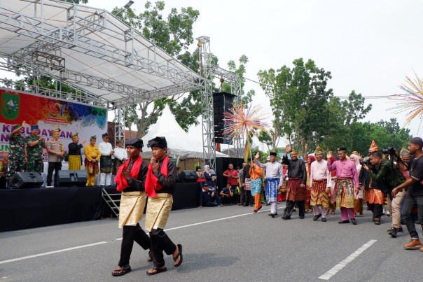 Karnaval Budaya Riau 2019 dalam rangka menyambut sumpah pemuda 