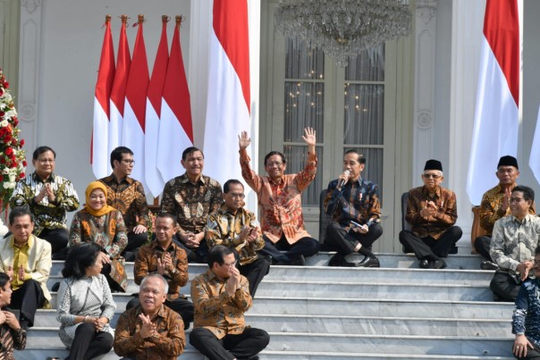 Presiden Jokowi ingatkan agar menteri yang dipilih agar tidak terlibat korupsi (foto/int)