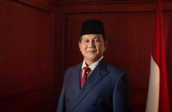Prabowo rangkap jabatan Ketum Gerindra sekaligus Menteri Pertanahan, Presiden Jokowi disebut tidak masalah dengan itu (foto/int)