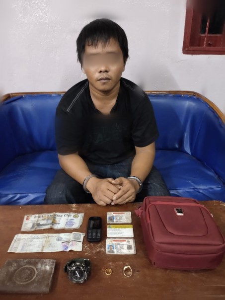Tim Opsnal Satreskrim Polsek Mandau, Kabupaten Bengkalis meringkus dua orang pelaku pencurian dan kekerasan (foto/hari)