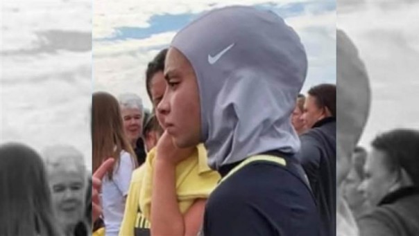 Noor Alexanderia Abukaram saat ikuti lomba lari namun didiskualifikasi karena kenakan hijab (Foto: int)