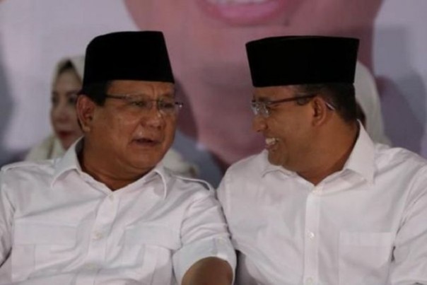 Ketum Gerindra Prabowo Subianto dan Gubernur DKI Jakarta Anies Baswedan. 