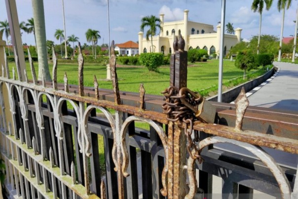 Kisruh ahli waris, Istana Siak sempat ditutup untuk umum (foto/int)