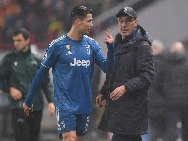 Cristiano Ronaldo akui tidak bugar saat diganti Pelatih Juventus Sarri (foto/int)