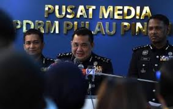 Direktur Departemen Investigasi Kriminal PDRM Komisaris Polisi Datuk Huzir Mohamed
