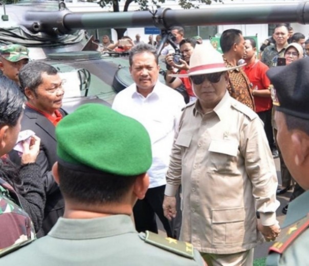 Menteri Pertahanan (Menhan) Prabowo Subianto membuka pameran industri pertahanan swasta nasional (foto/int) 