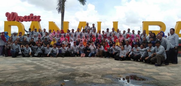 Ikatan Keluarga Fakultas Non Gelar Teknologi (IKA FNGT) Universitas Riau (UNRI) mengadakan Reuni Akbar ke 4 yang dipusatkan di Kawasan Wisata Danau Raja Rengat Indragiri Hulu